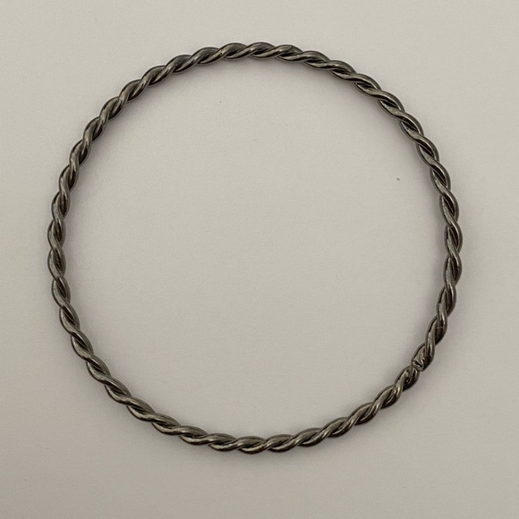 925 Silver handmade rope twisted bangle - Picture 3 of 6